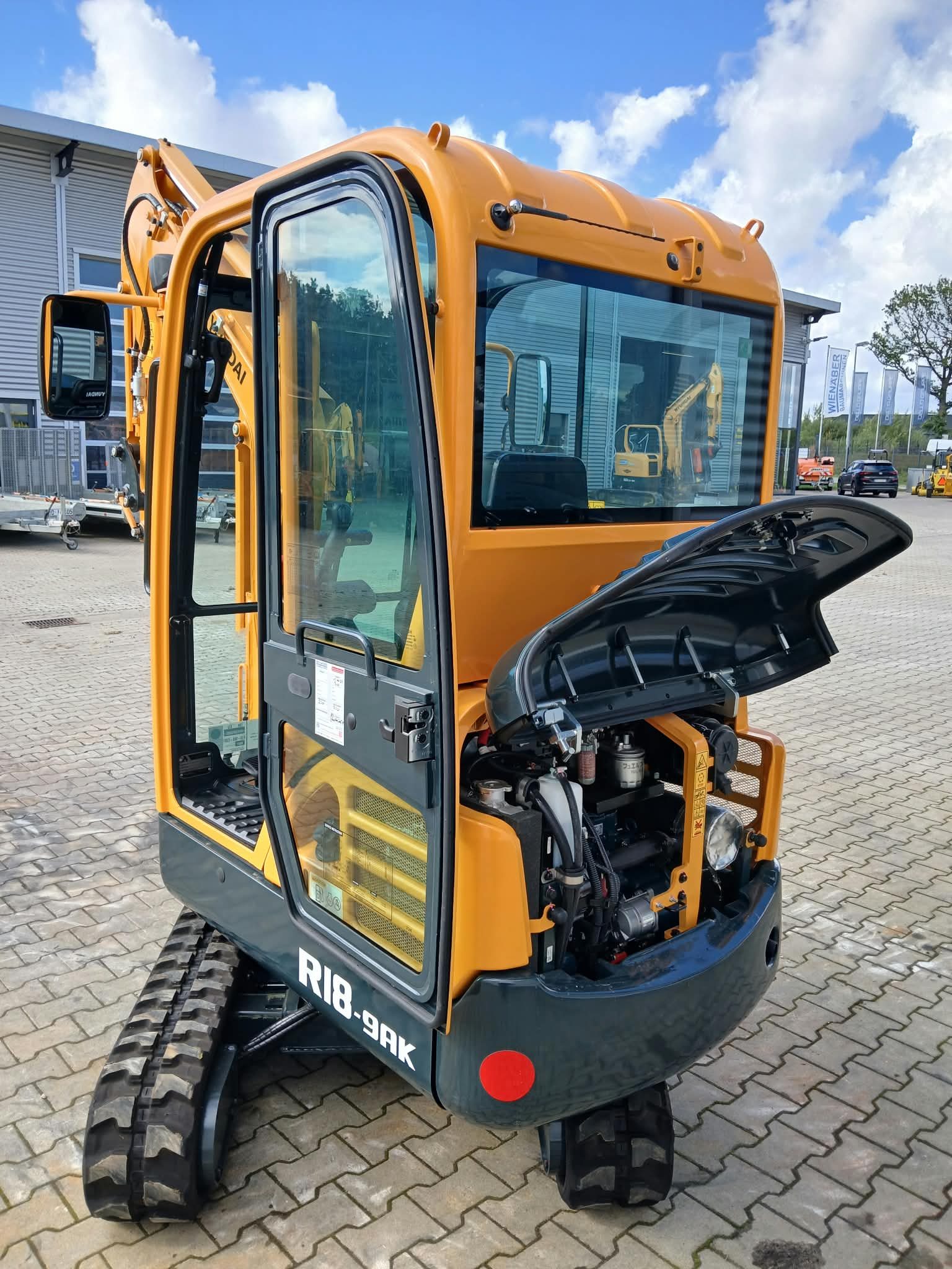 Minibagger R18-9AK Ansicht 2